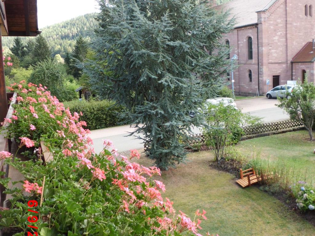 Landhaus Enztalperle Enzklösterle Buitenkant foto